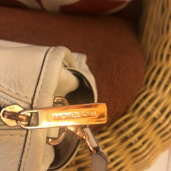 Michael Kors Purse - Picture 9 of 9